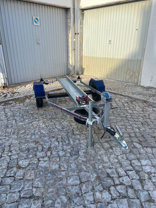 Atrelados  Reboques Motas