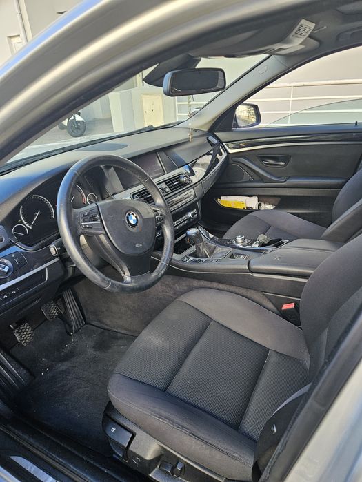 Vendo ou troco por carrinha de 7 lugares