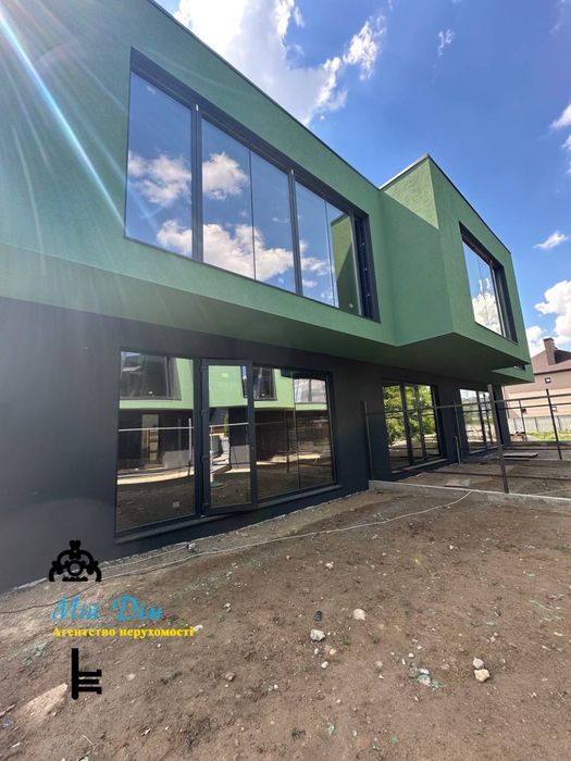 Продам таунхаус в Петропавлівській Борщагівці БЕЗ КОМІСІЇ