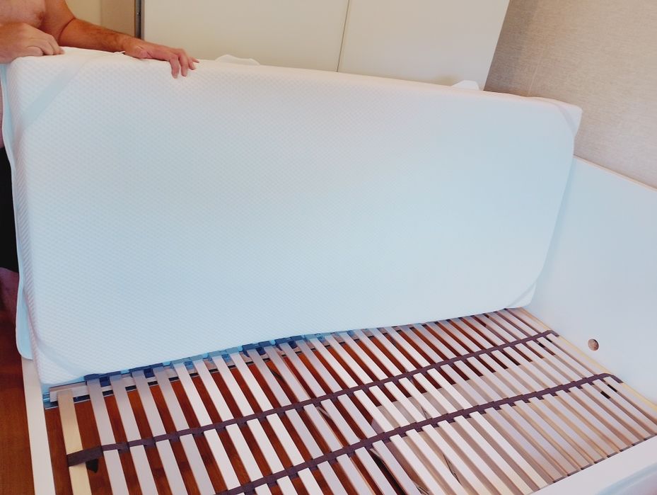 Vendo cama IKEA impecáveis