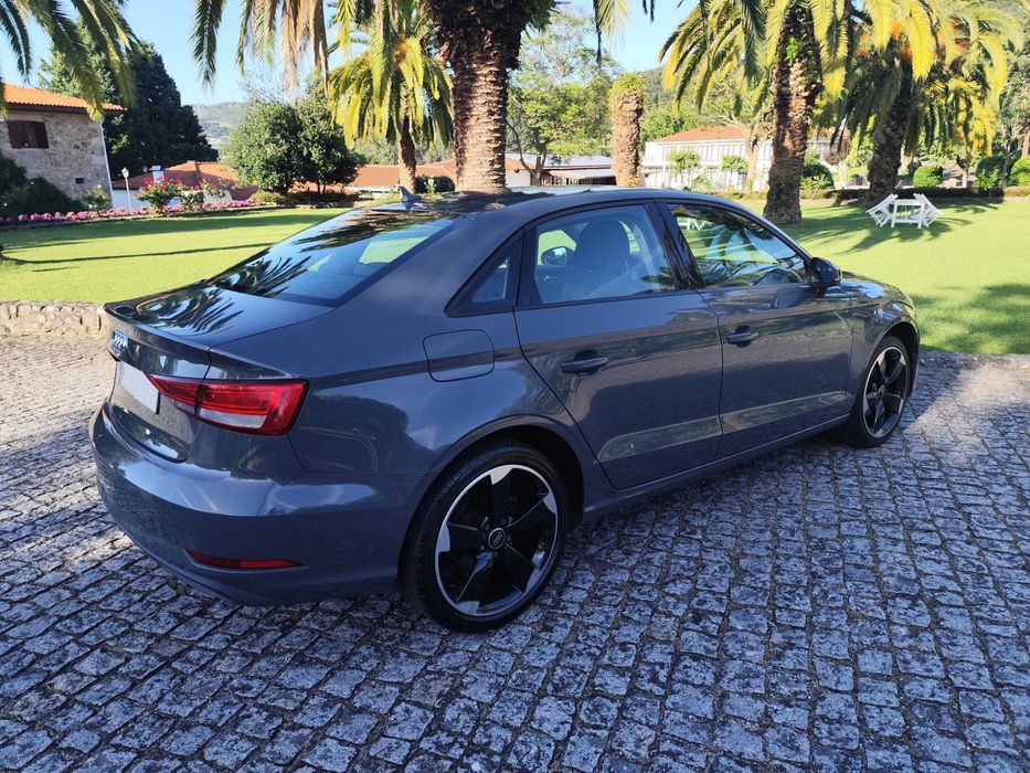 Audi A3 S-Line - Caixa Automática DSG - Aceito Retoma - Como Novo! - Revisão Geral Feita