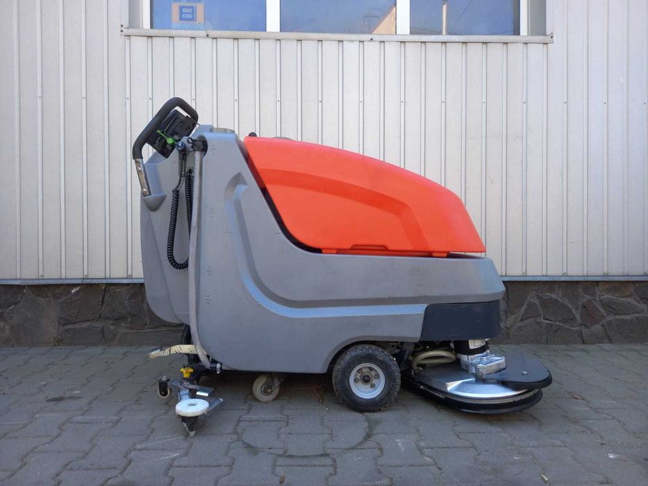 Profesjonalne Szorowarka HAKO B 70 TB650 [z trakcją]