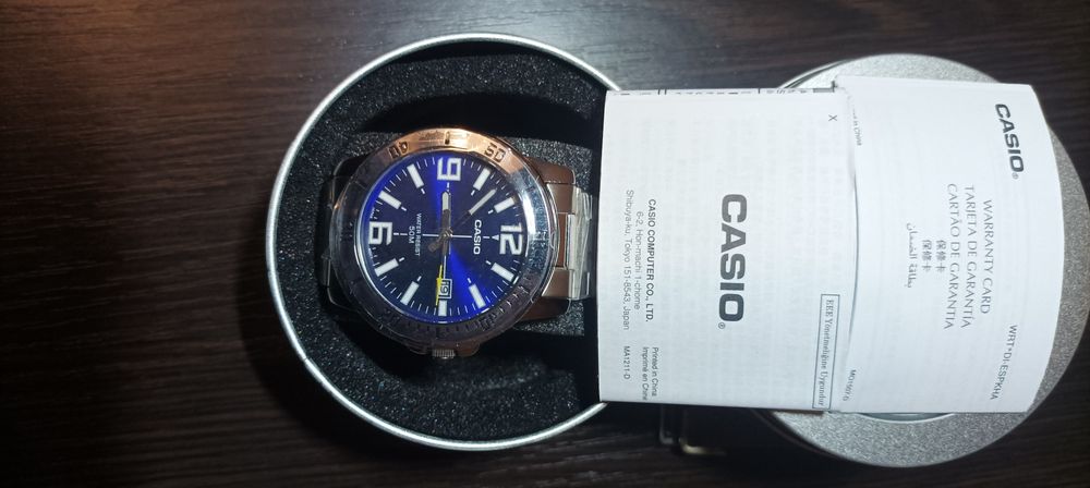 Чоловічий годинник Casio MTP-VD01D-2E Синій зі сріблястим