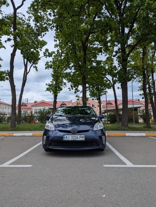 Toyota Prius  30