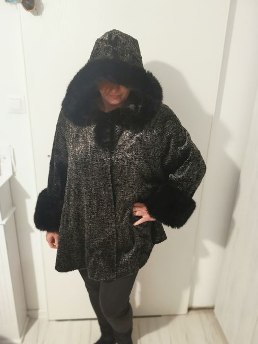 Płaszcz pelisa narzutka roz M - XL (38-46)