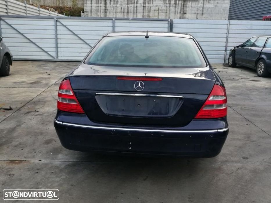 Mercedes E 500 W 211 de 2004 para peças