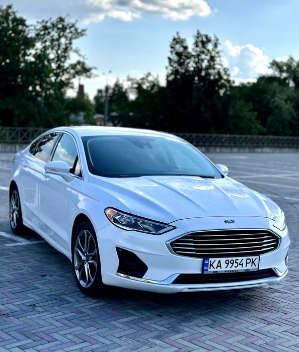 Ford Fusion 2019