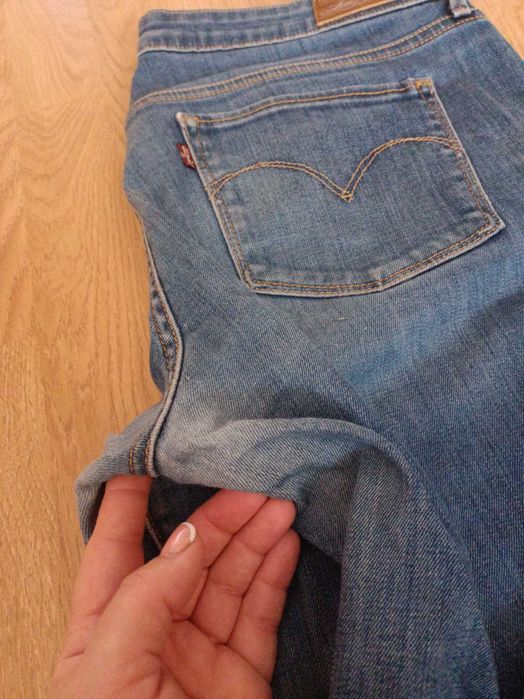 Dżinsy Levis damskie