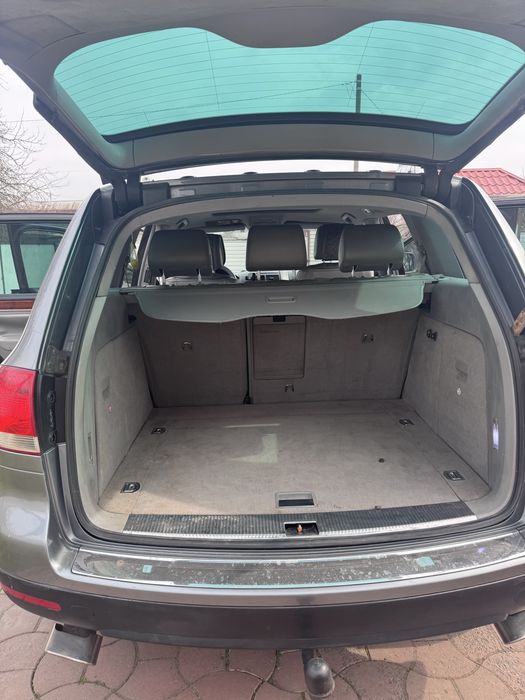 Volkswagen Touareg 2003 року