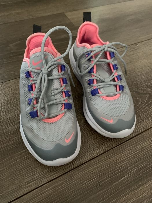 Кросівки Nike Air Max Axis