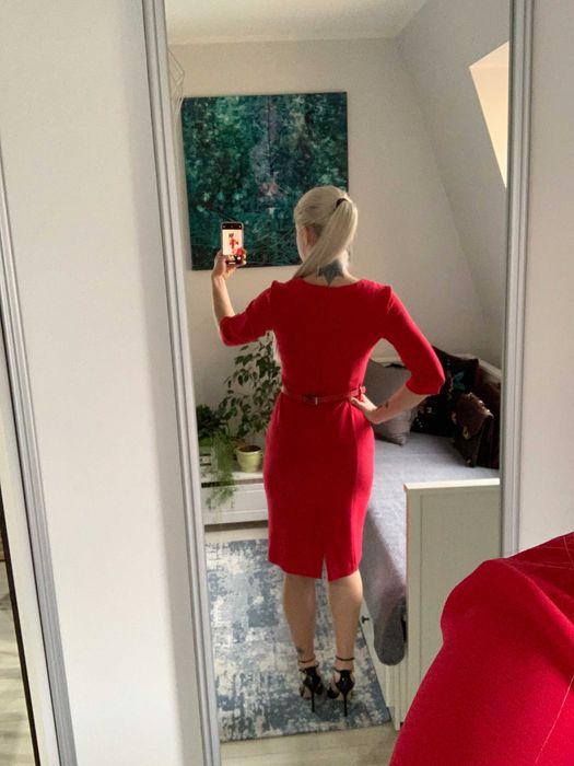 Elegancka sukienka Pretty One