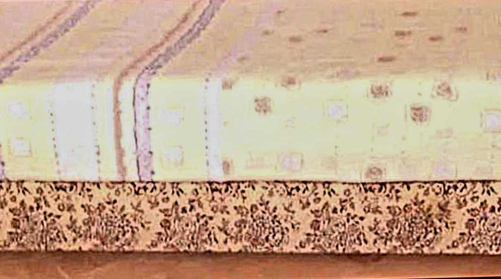 Leżanka - 65 cm  szerokość jednoosobowa, wąskie, ze schowkiem.