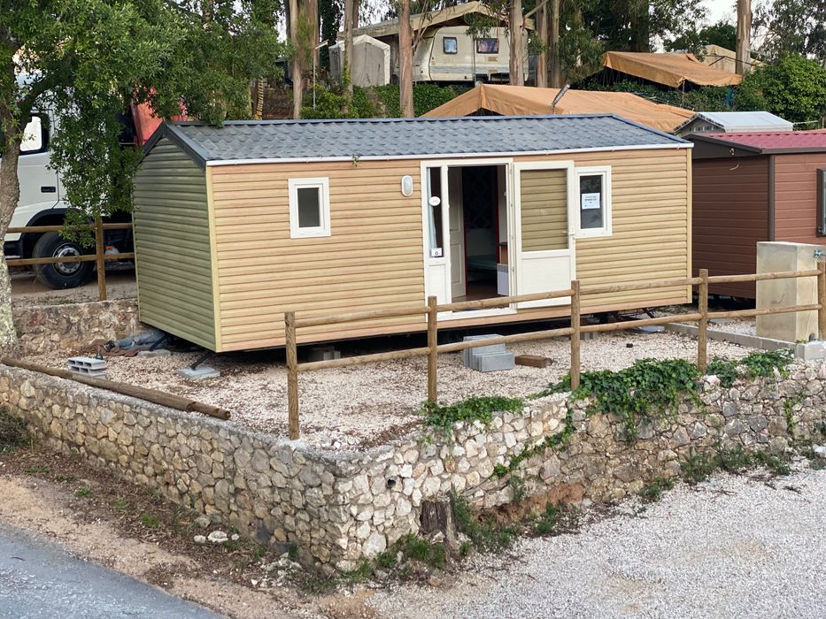 Vendo casa pre fabricada impecável