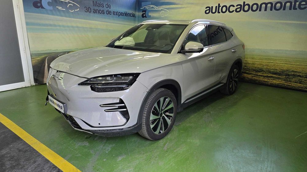 BYD Seal U 71.8Kwh -  Salvado