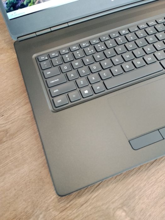 #4389 Dell Precision 7750 i7-10850h 32GB 512SSD W11P RTX3000 6GB Fv23