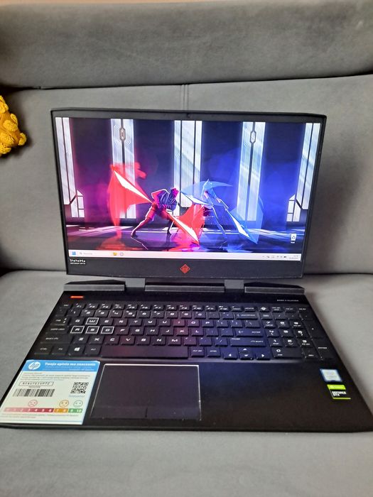 Laptop HP OMEN 15 144Hz i5-9300H, GTX 1650,  8GB RAM,  256GB SSD+1TB HDD