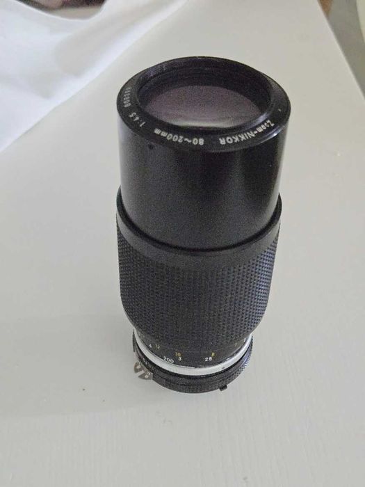 NIKON zoom nikkor 80-200 f4.5