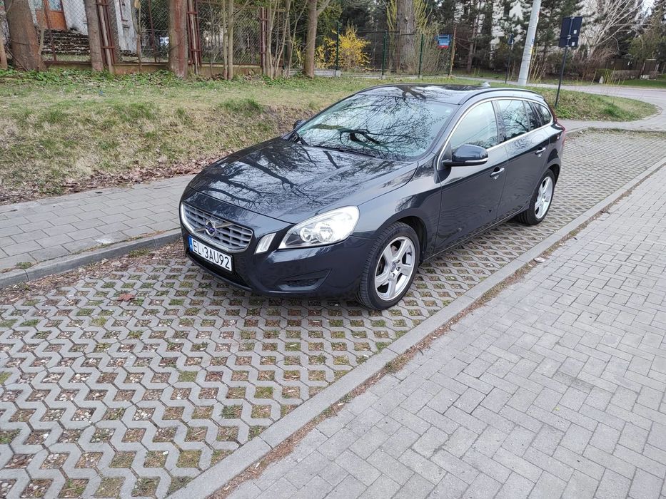 Volvo V60 Volvo V60 T3 | 2011 | 150KM
