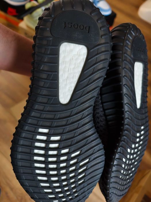 Nowe Yeezy 350 v2 Black 42 / 8.5 ORYGINALNE