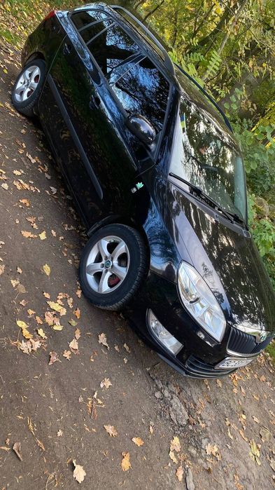 Skoda fabia 2011р