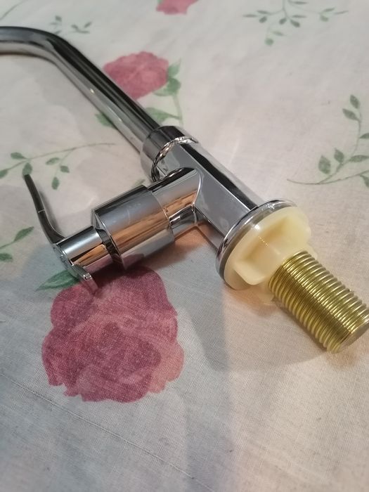 Продам кухонний кран