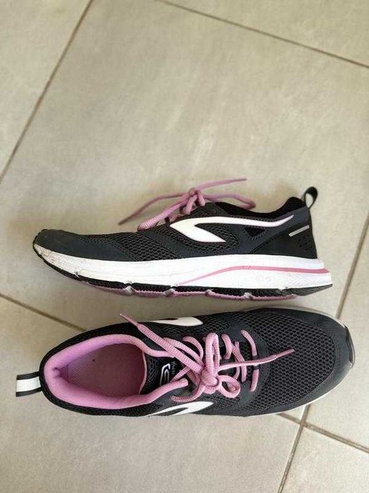 Жіночі кросівки kalenji run active w pink