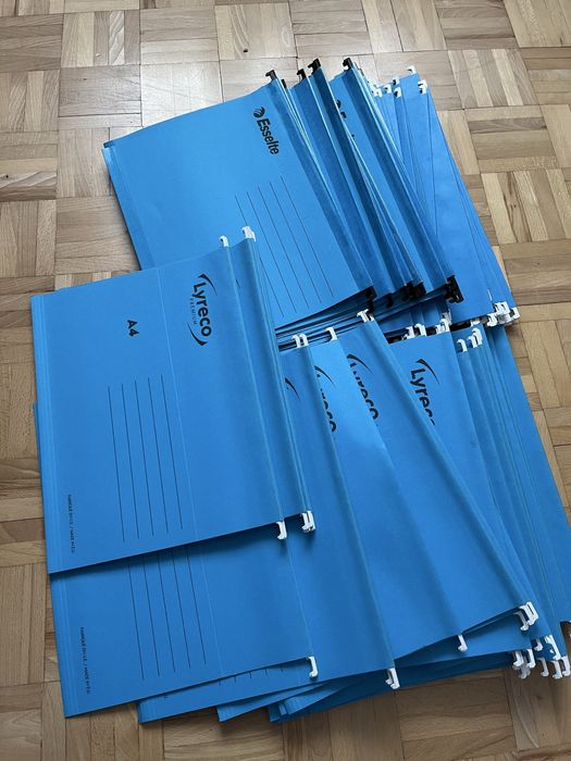 Teczki zawieszane  A4 Esselte, Lyreco Premium, Smead  100 sztuk