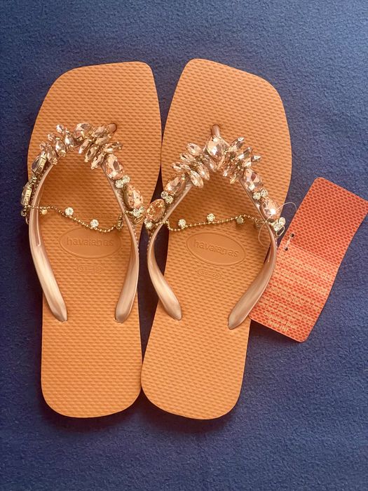 Havaianas corram meninas