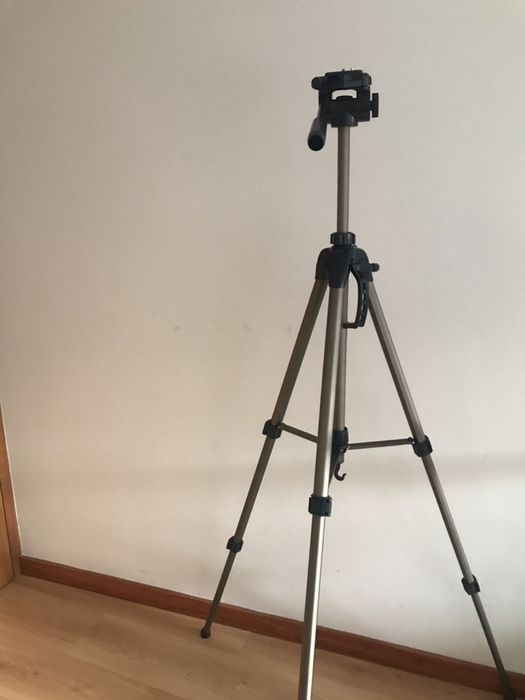Tripé Máquina Fotográfica