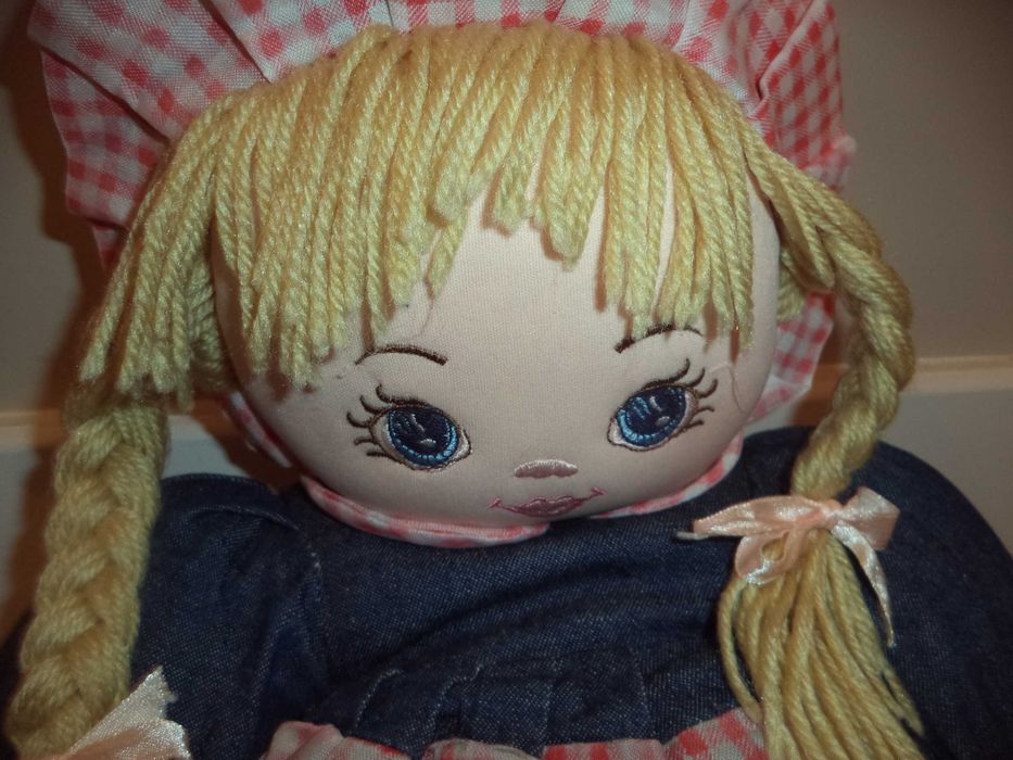 Boneca de pano para "arranjar"