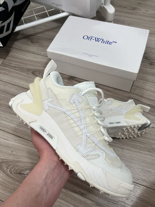 Кросівки Off-White Odsy-2000 в білому кольорі 42,43.