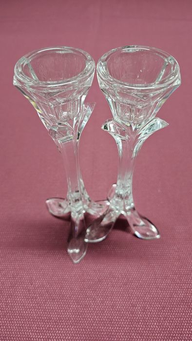 Castiçais em vidro/cristal