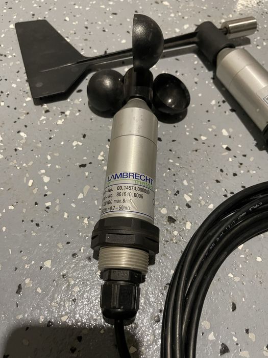 Lambrechtr, profesjonalny elektroniczny czujnik siły wiatru