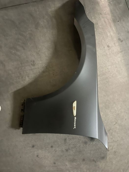 Guarda- lamas esquerdo BMW E60 E61