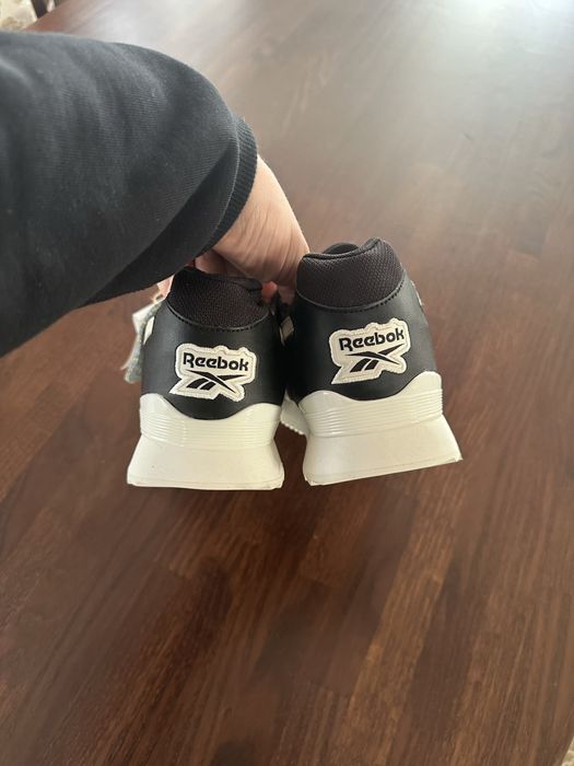 Reebok classic шкіряні чоловічі рібок класік 44,5 розмір