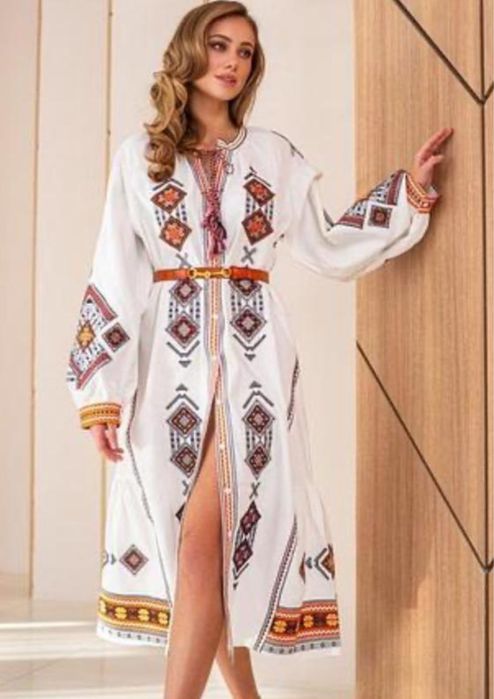 Вишиванка жіноча