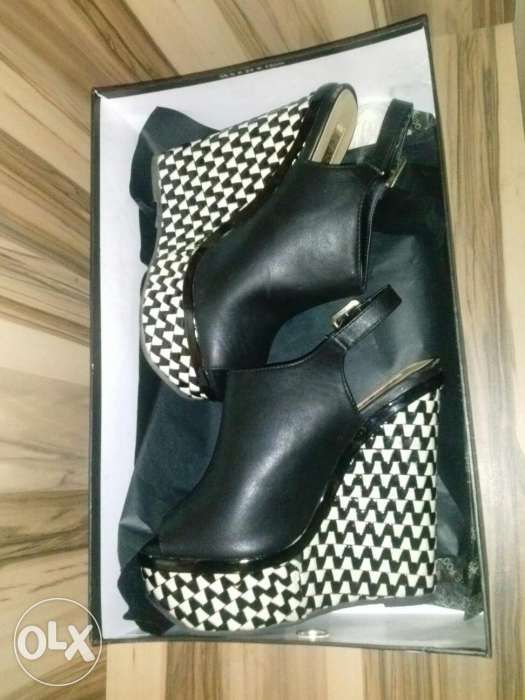 Босоножки летняя обувь