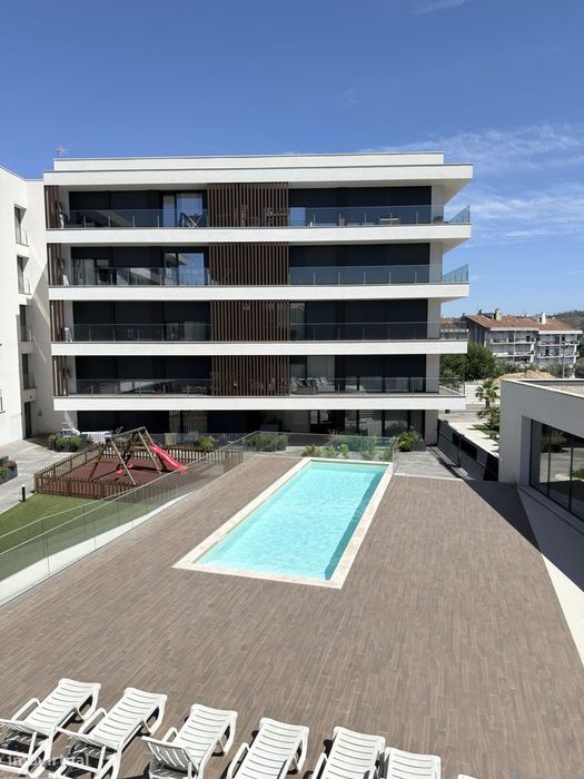T1 Moderno no Auren Villas c/ Piscina e Garagem – Centro de Ourém.