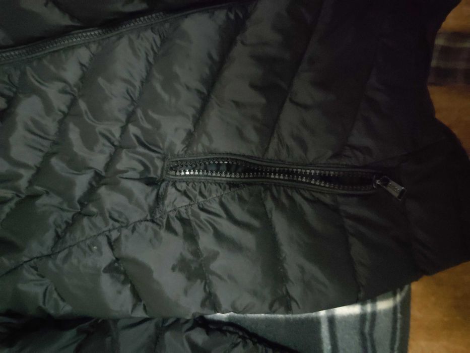 Casaco Guess - M - Preto