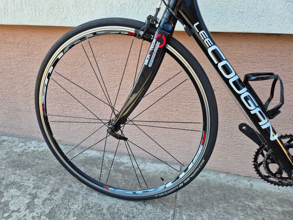Rower szosowy Lee Cougan, alu/carbon, Campagnolo
