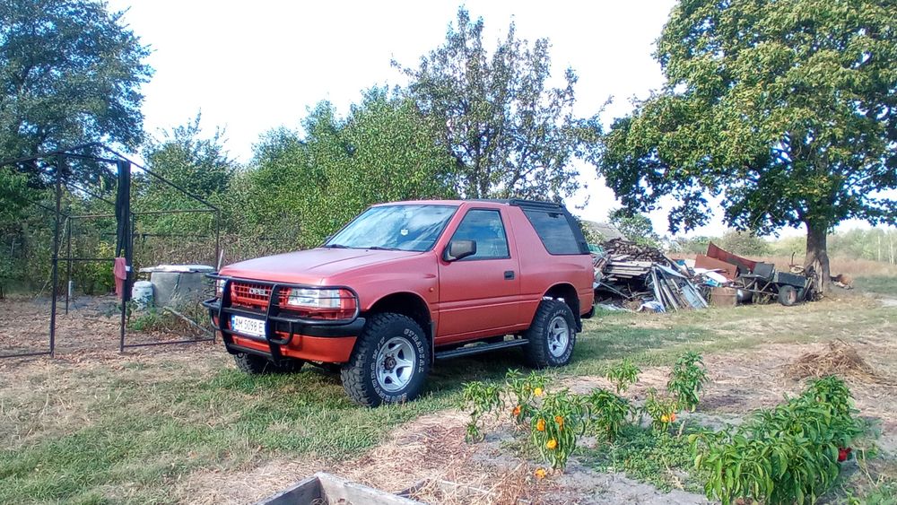 Продам Опель фронтера спорт