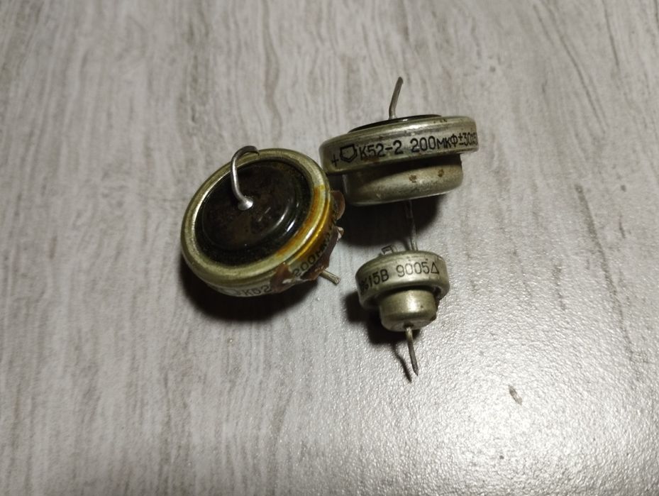 Радіодеталі,км пластик к52,танталові