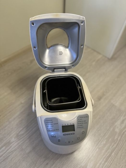 Хлібопіч Kenwood BM-210