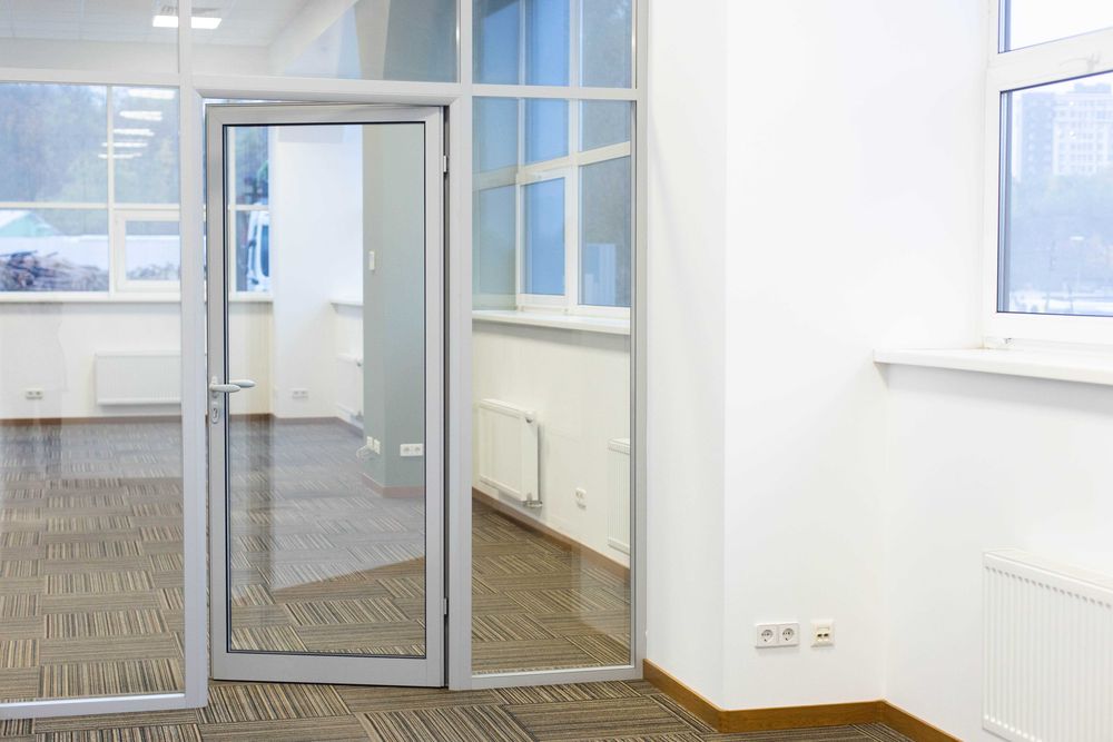 OpenSpace (535 m2) в сучасному бізнес центрі, окремий вхід, без %