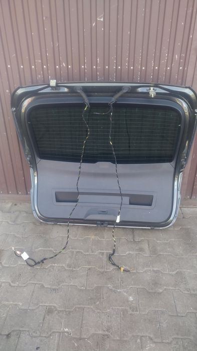 ) Altea klapa tylna kompletna LW7Z