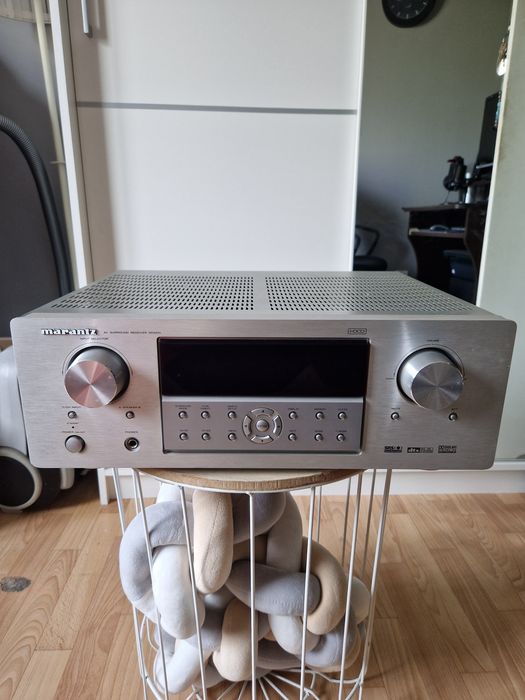 Amplituner Marantz