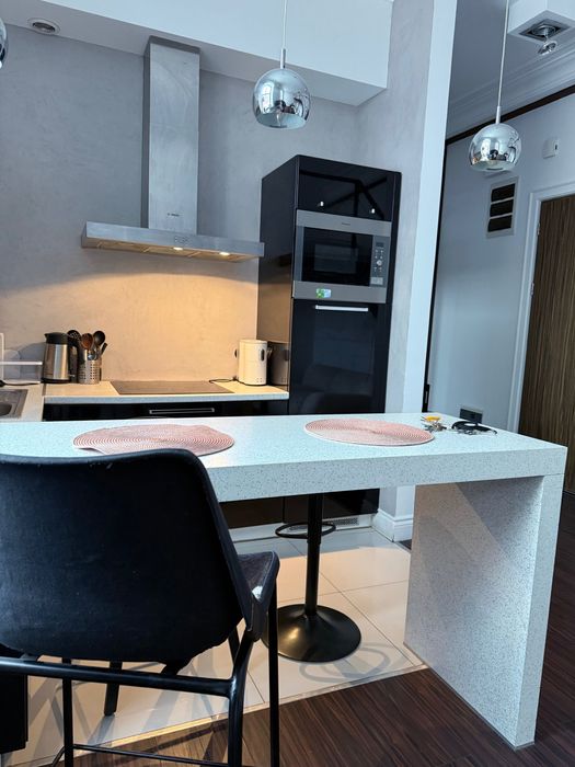 Apartament w centrum z parkingiem / na doby