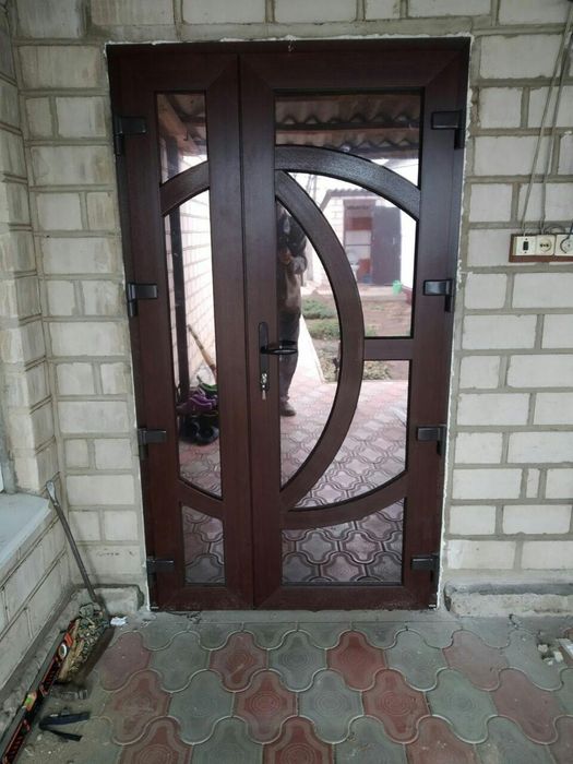 Металопластикові ВІКНА, ДВЕРІ Вхідні, балконі та ФРАНЦУЗЬКІі балкони.