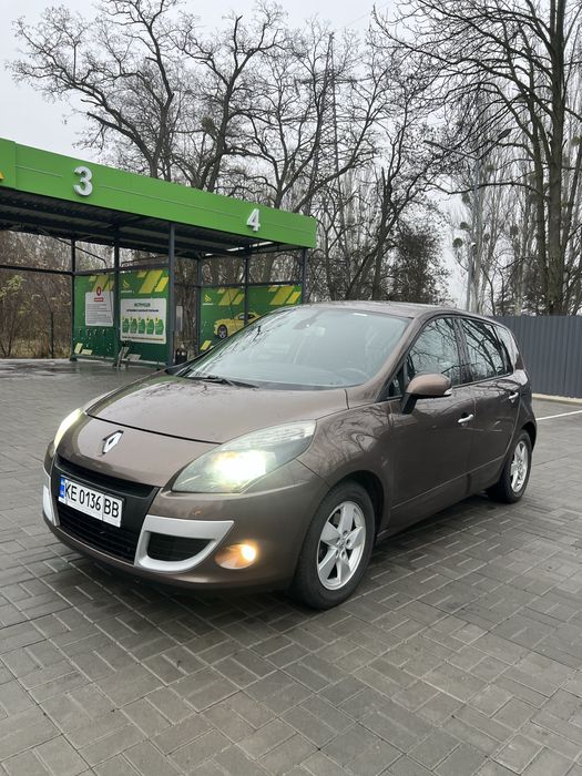 Renault Scenic 1.4 TCe 2010р в гарному стані