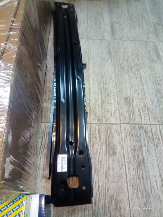 Усилитель бампера Camry 70 Lexus ES NX RX RAV 4 Venza